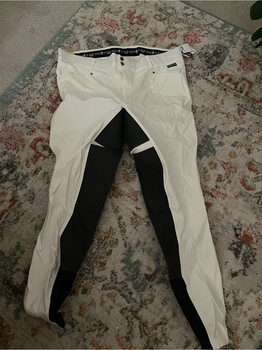 White Kerrits crossover Breeches with Black Full Seat
